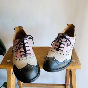 Fluevog Oxfords, size 9 Amanda Wingtip